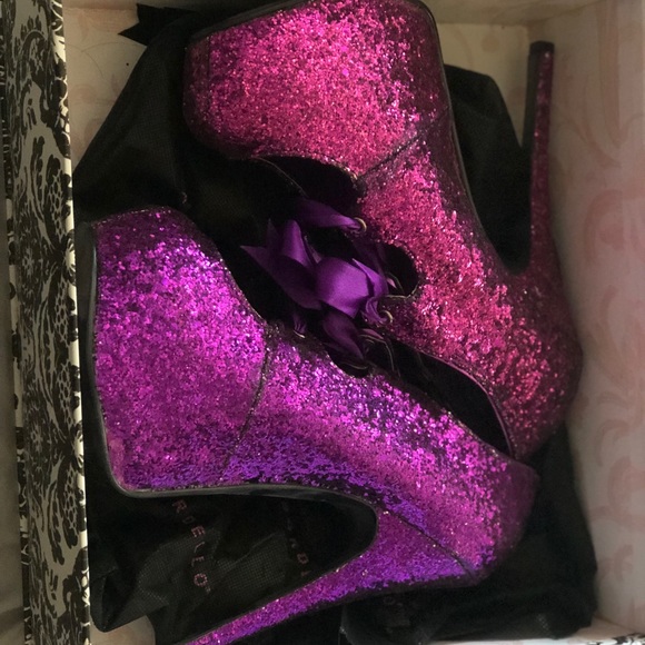 Bordello heels - Picture 2 of 2